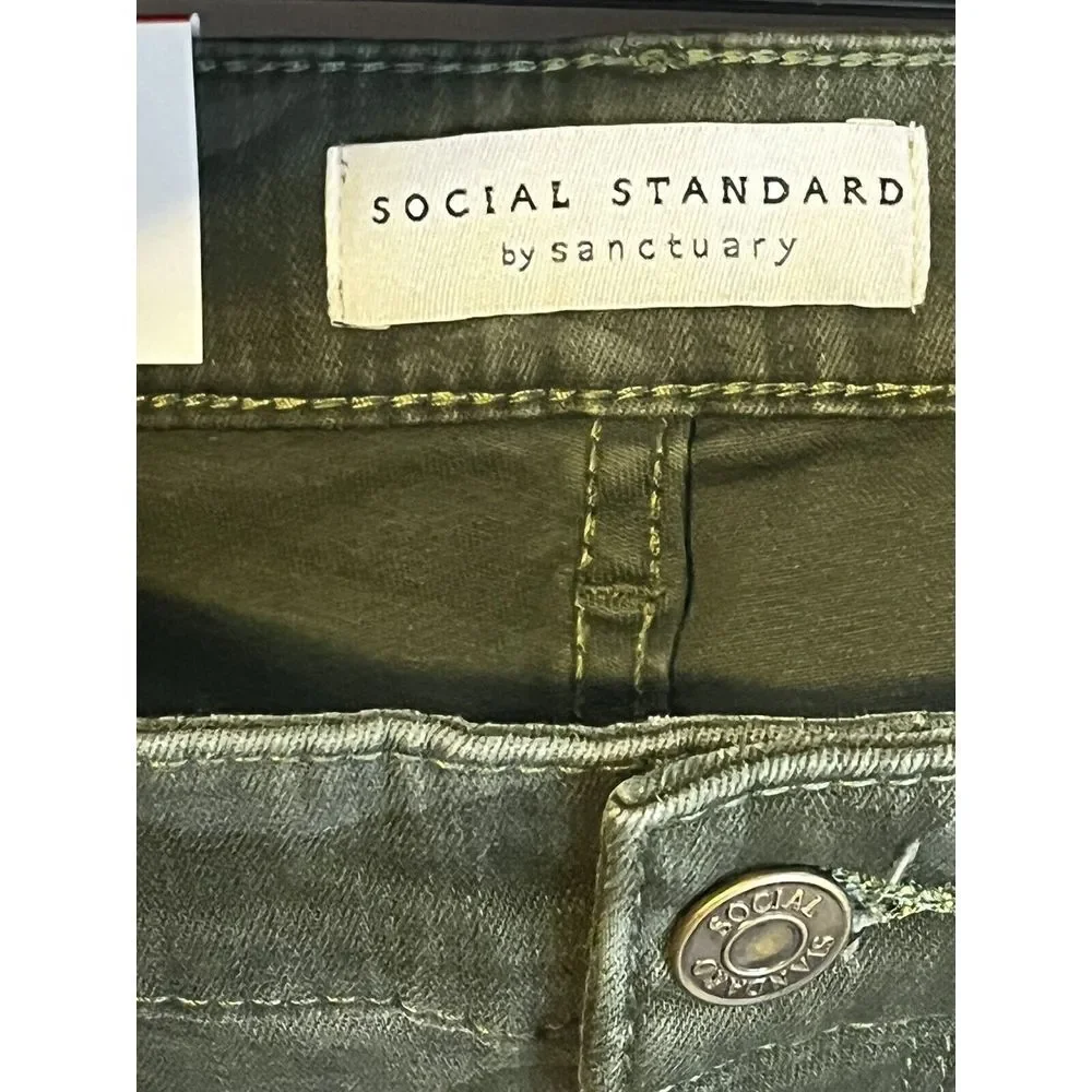 Social Standard Sanctuary Camouflage Camo High Rise Jeans Pant Skinny Ankle 8/29